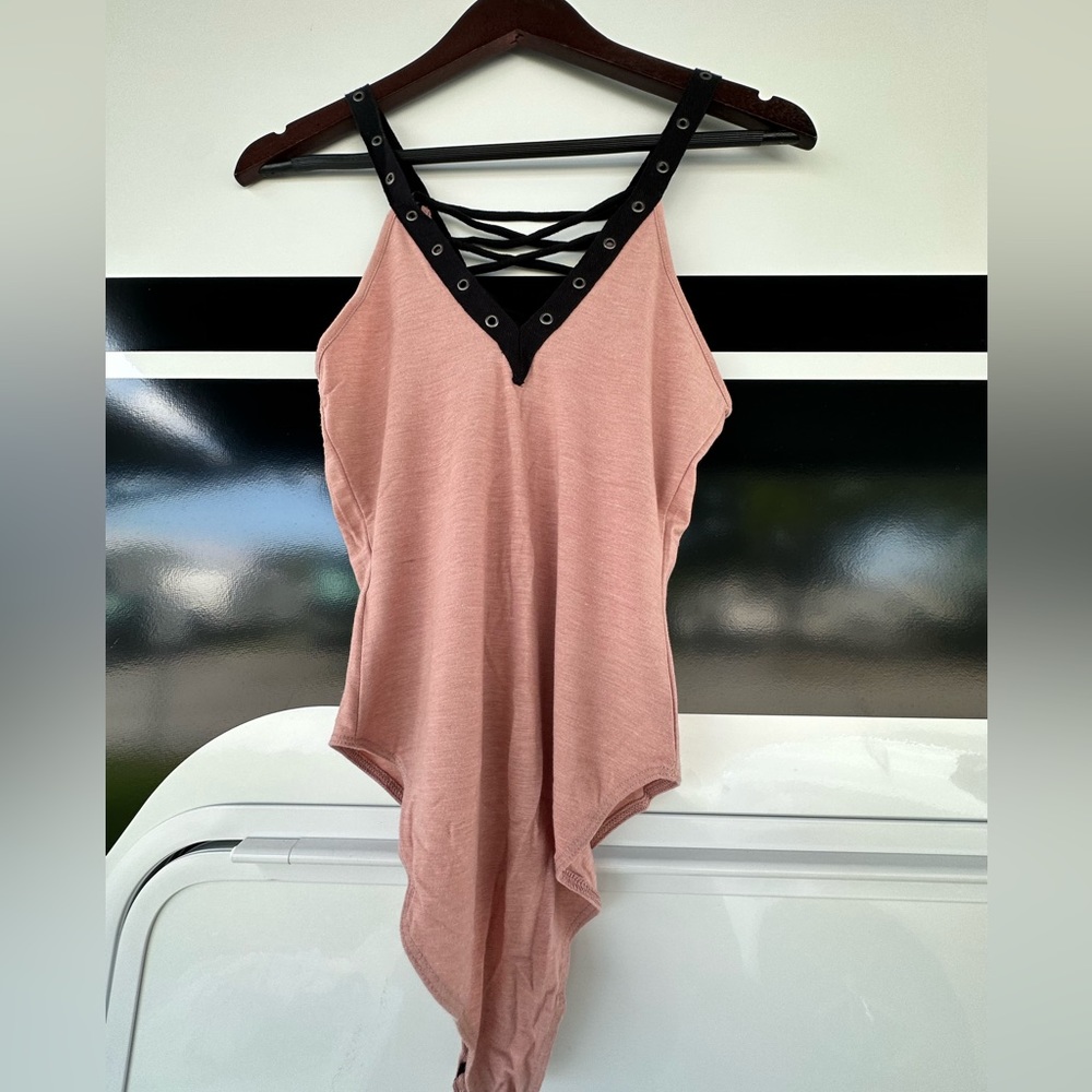 Mauve Tie up Bodysuit Size Small - Picture 5 of 5